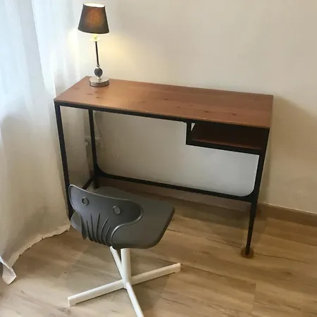 Apartman Seaside In Steps From Beaches With Private Patio