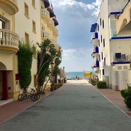 Seaside In Steps From Beaches With Private Patio * Sitges